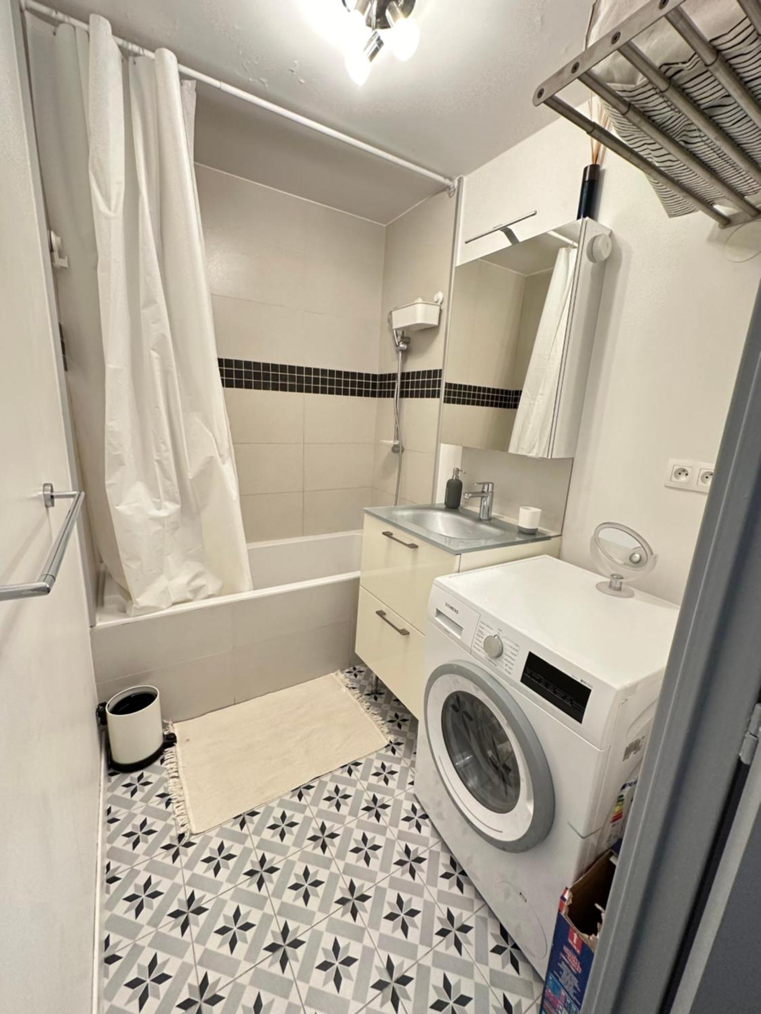 Cosy Duplex Avec Parking A Paris 19 By Immo Kit Bnb Buitenkant foto
